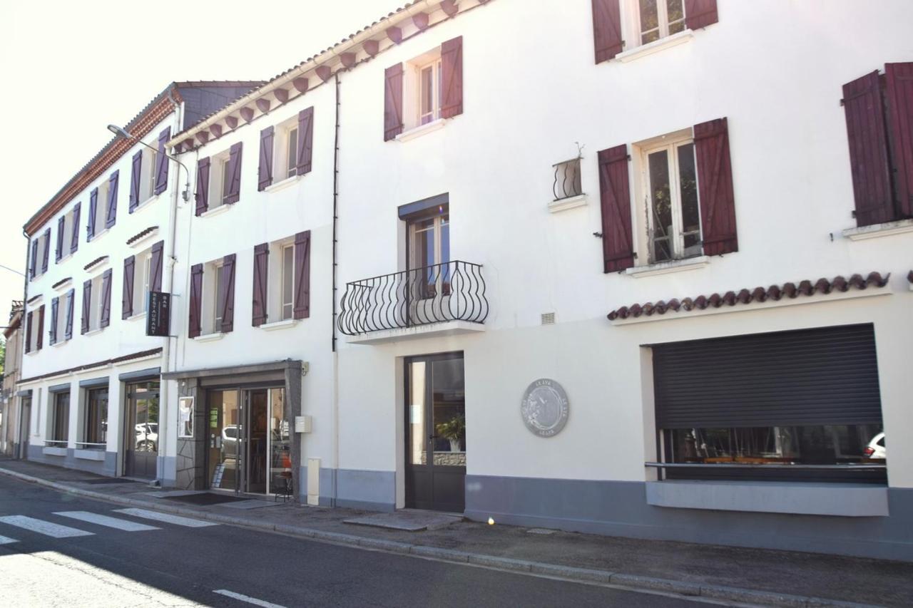 Le Lys Hotel Lacrouzette Buitenkant foto
